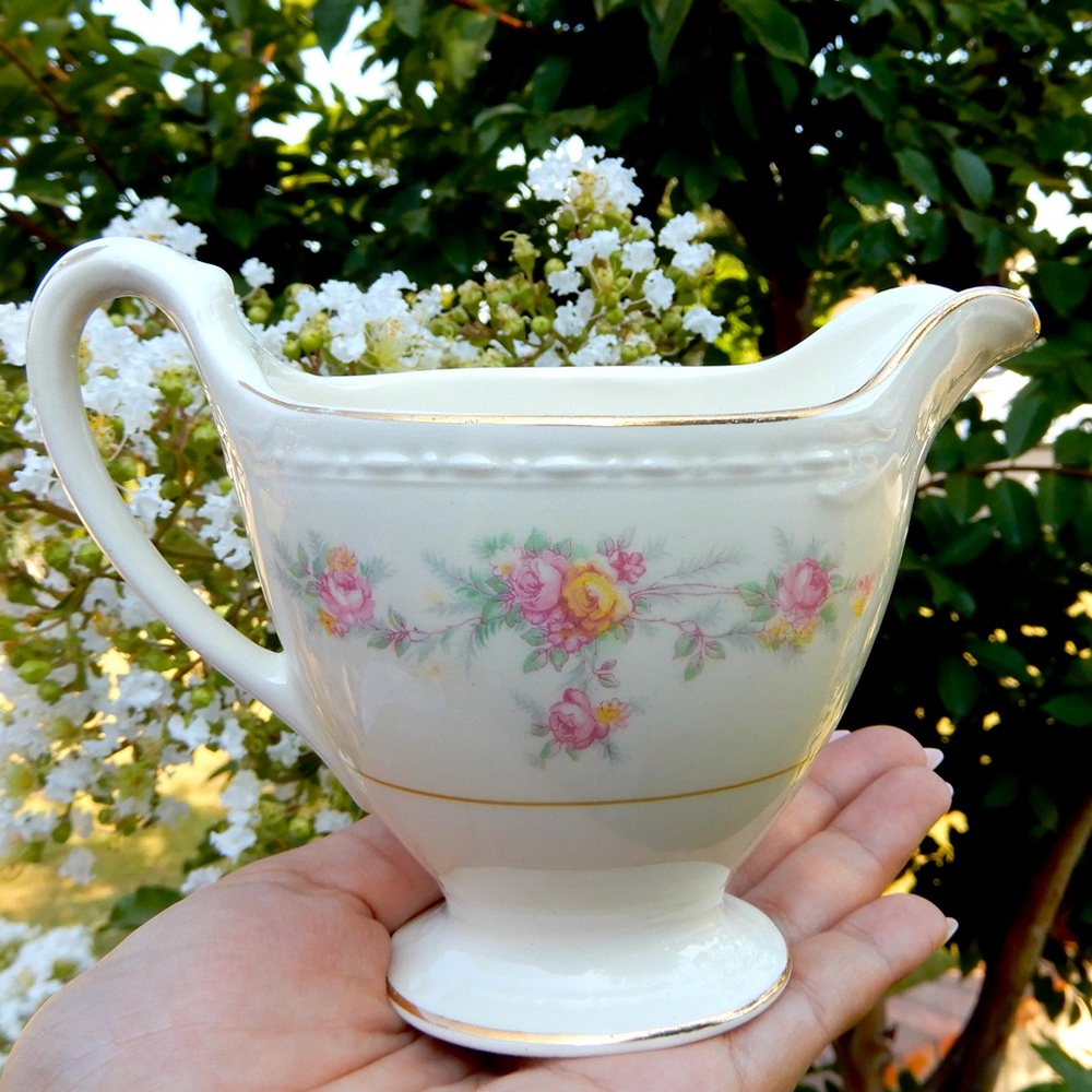 VTG Homer Laughlin Creamer